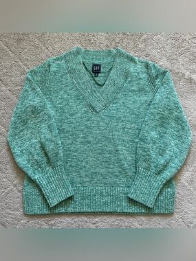GAP Crossover V-Neck Cotton Sweater Cottage Chunky Knit Preppy Minimalist Sz M